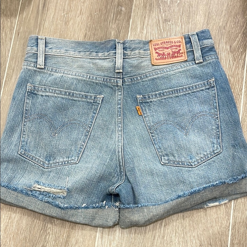 Levi’s Orange Tab Distressed Debim Shorts Size 26